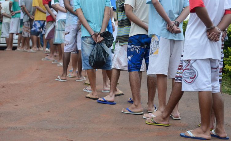Racismo e violência contra criança e adolescente são desafios do país